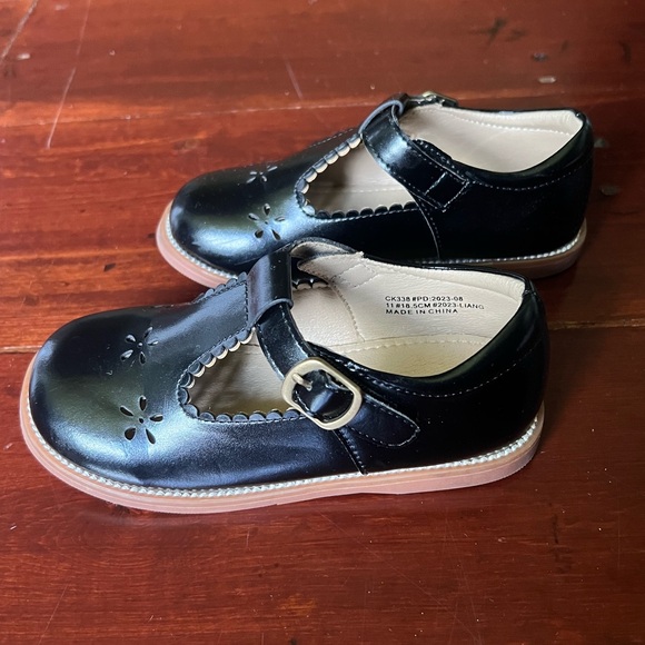 Other - Black patent leather Maryjane dress shoe toddler girl size 11